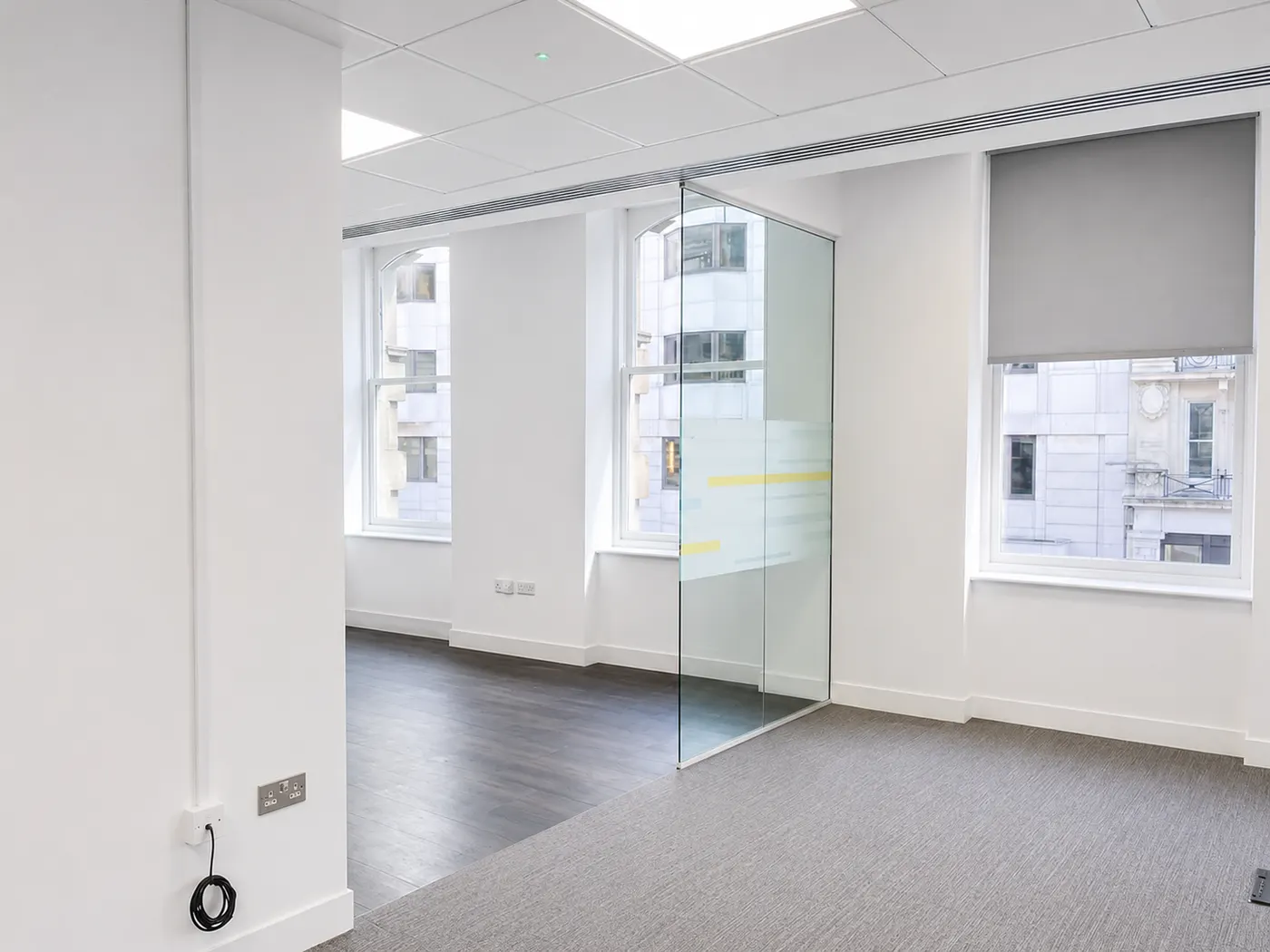 First floor at 16-18 New Bridge Street today, glazed corner room with sash windows over New Bridge Street